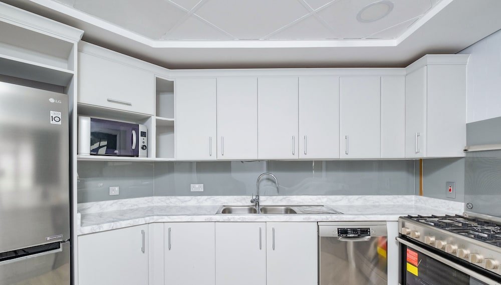 Дубай: LUX Holiday Home - Al Nabat 1