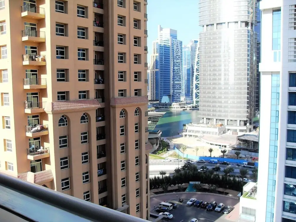 Дубай: Ascapes Goldcrest Views 2 Tower