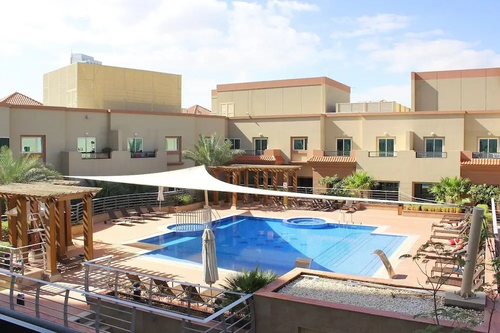 Дубай: New Arabian Holiday Homes Imperial Jvt