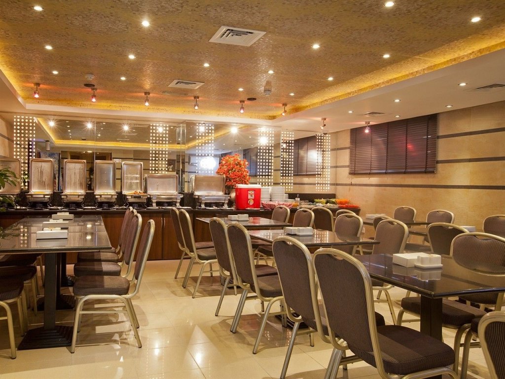 Oasis Deira Hotel — фото 1