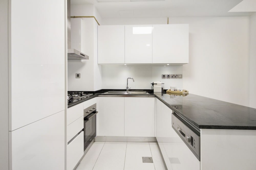 Дубай: Bespoke Residence - Royal Bay Residence