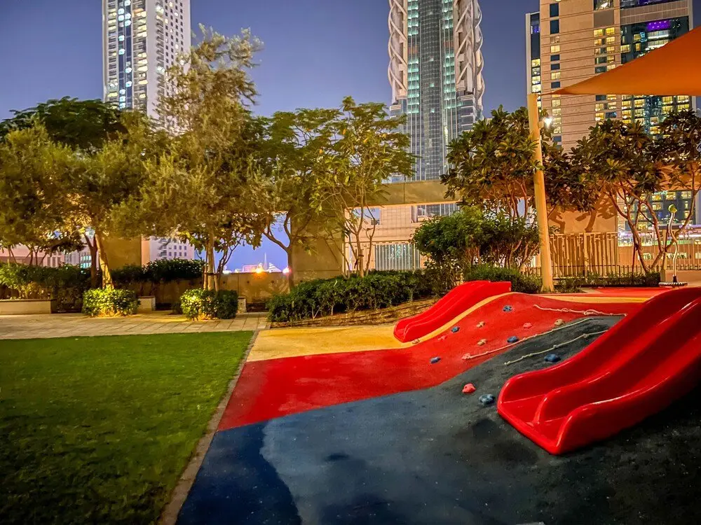 Дубай: Edens Dubai Address Downtown
