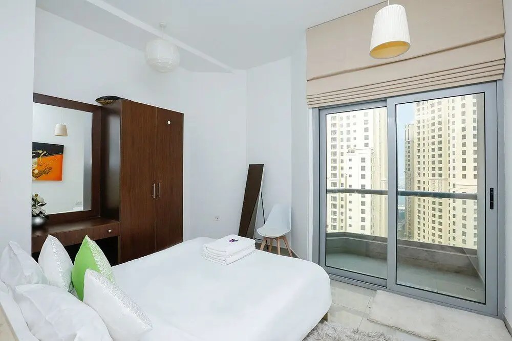 Дубай: Kennedy Towers - Marina Wharf