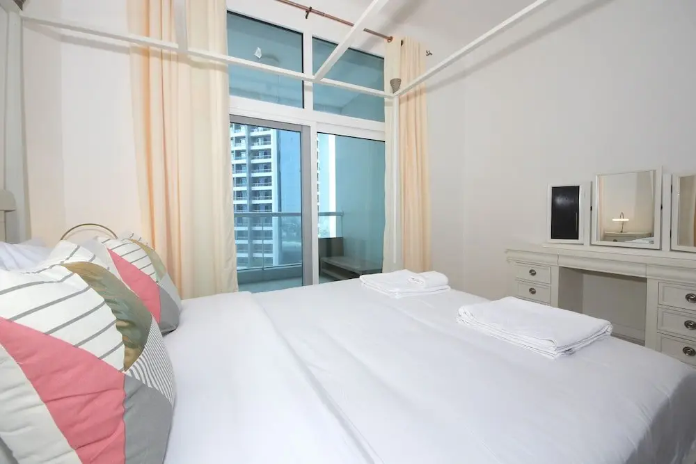 Дубай: Signature Holiday Homes - Al Fahad Dubai