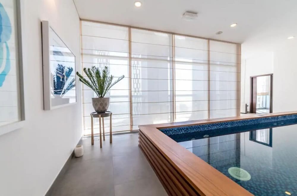Дубай: Penthouse Stunning Views Cayan Tower