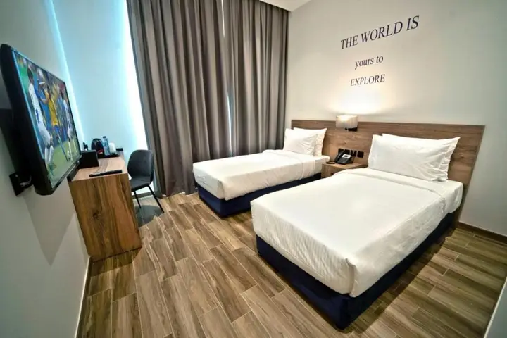 Дубай: Kingsgate Canal Hotel
