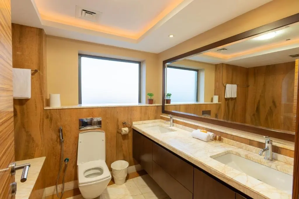 Дубай: Elan suites 5 bedrooms penthouse with panoramic sea views