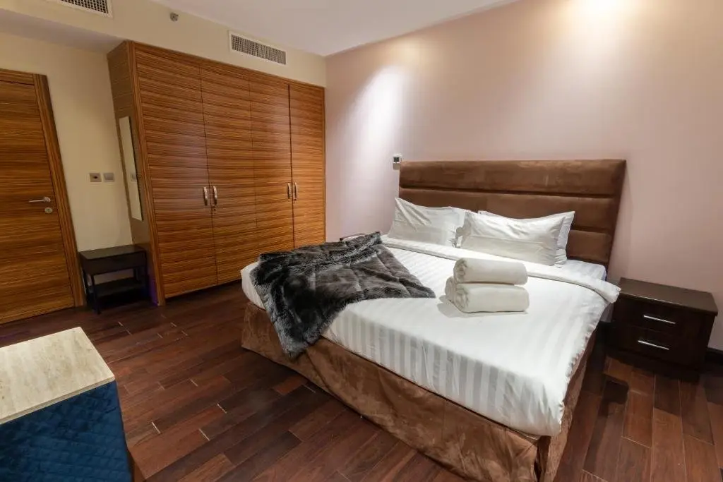 Дубай: Elan suites 5 bedrooms penthouse with panoramic sea views