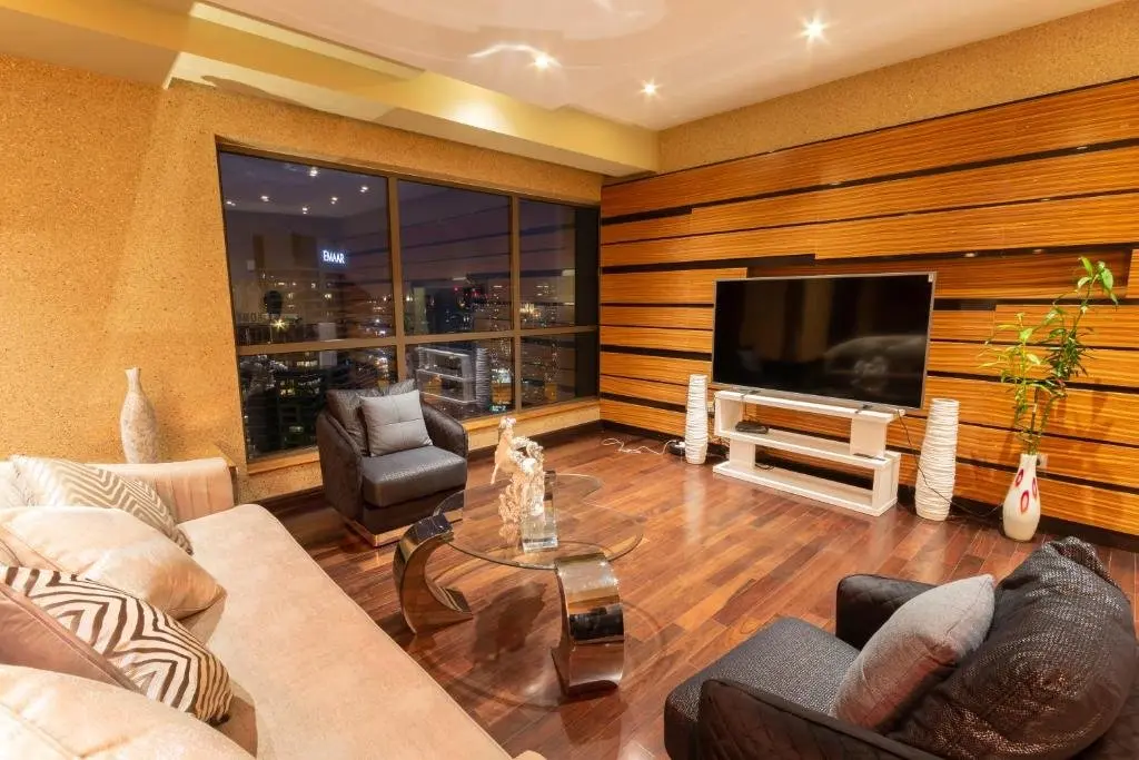 Дубай: Elan suites 5 bedrooms penthouse with panoramic sea views