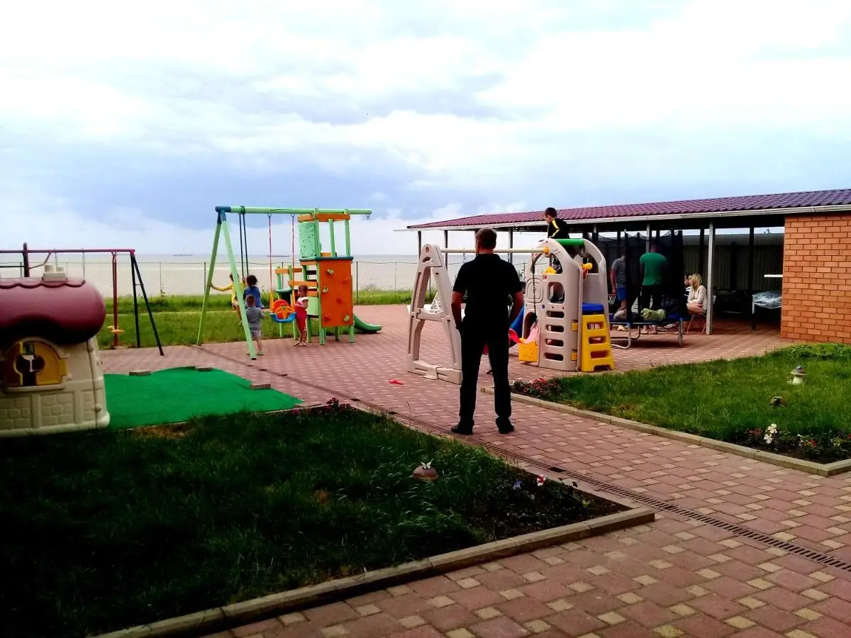 Ейск: Гостевой дом Приморский