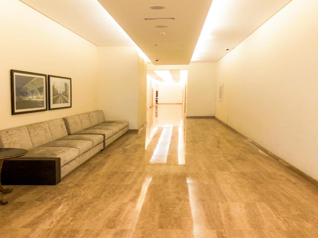 Дубай: Signature Holiday Homes - Luxury 2BHK in Capital Bay Tower B