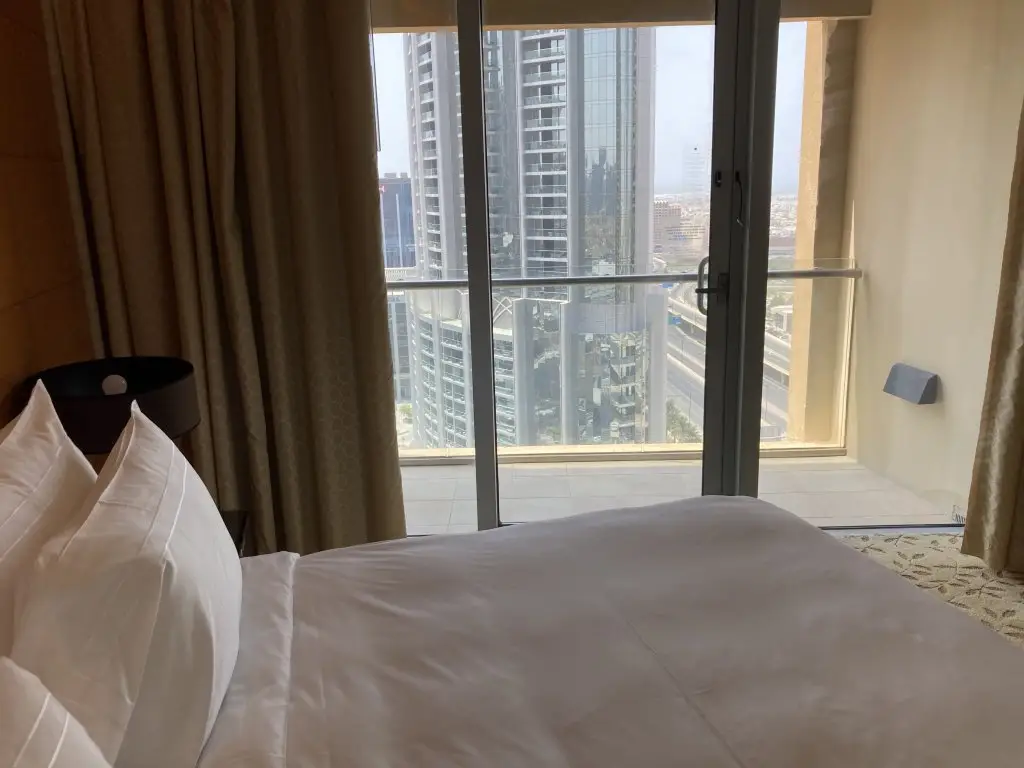 Дубай: Luxury stay at Fashion Avenue Dubai Mall Residence