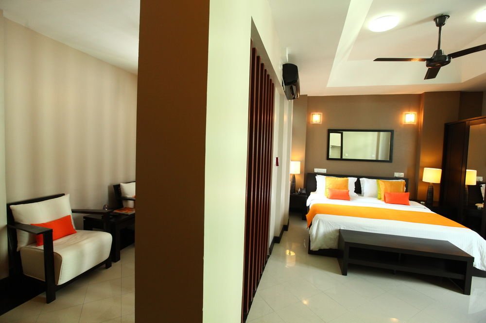 Северный атолл Мале: Beehive Nalahiya Hotel