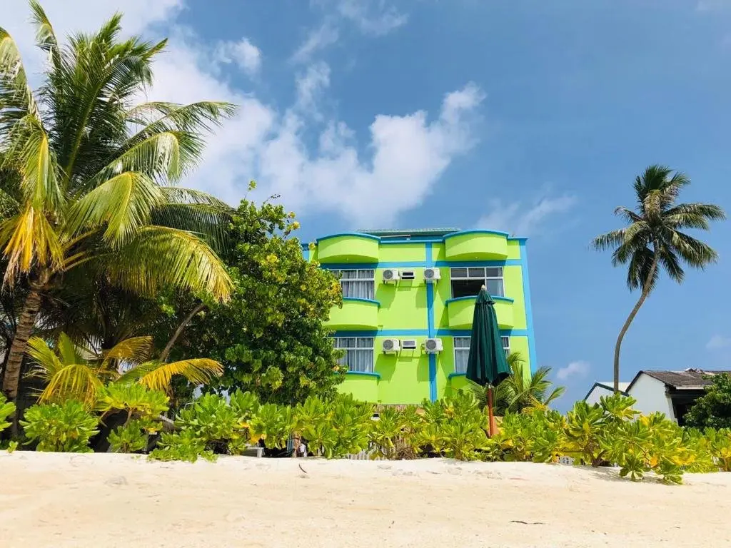 Южный Мале Атол: Iris Beach Residence