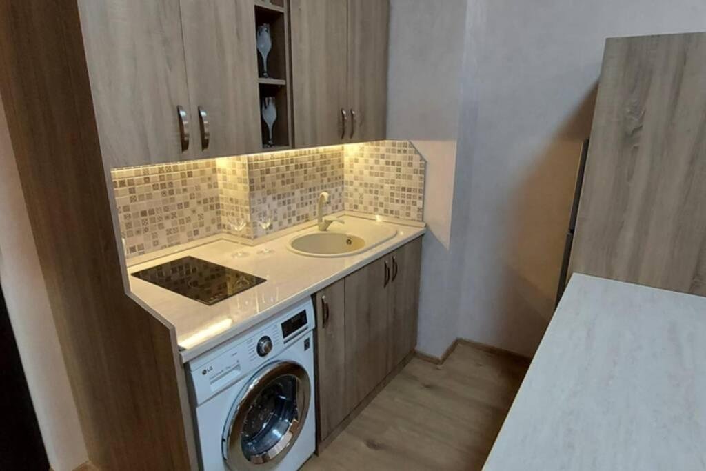 Ереван: Happyarmenia apartments & tours