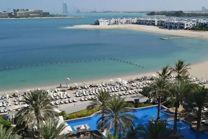 Дубай: Entire 1 Bedroom Apartment in the Prestigious Palk Jumeirah - NBT