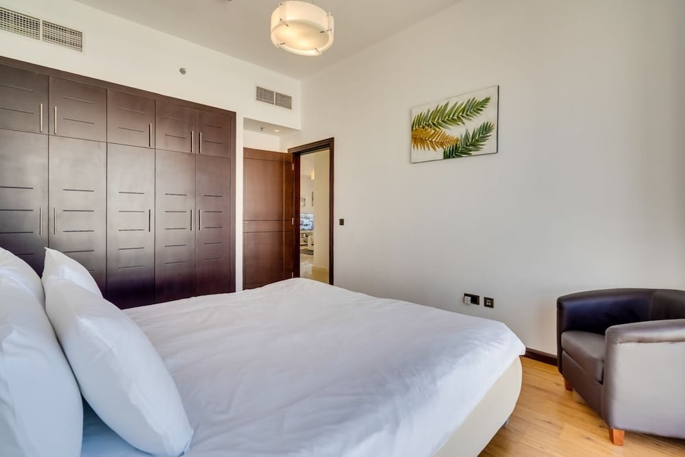 Дубай: Brickhaven Ease by Emaar Spacious
