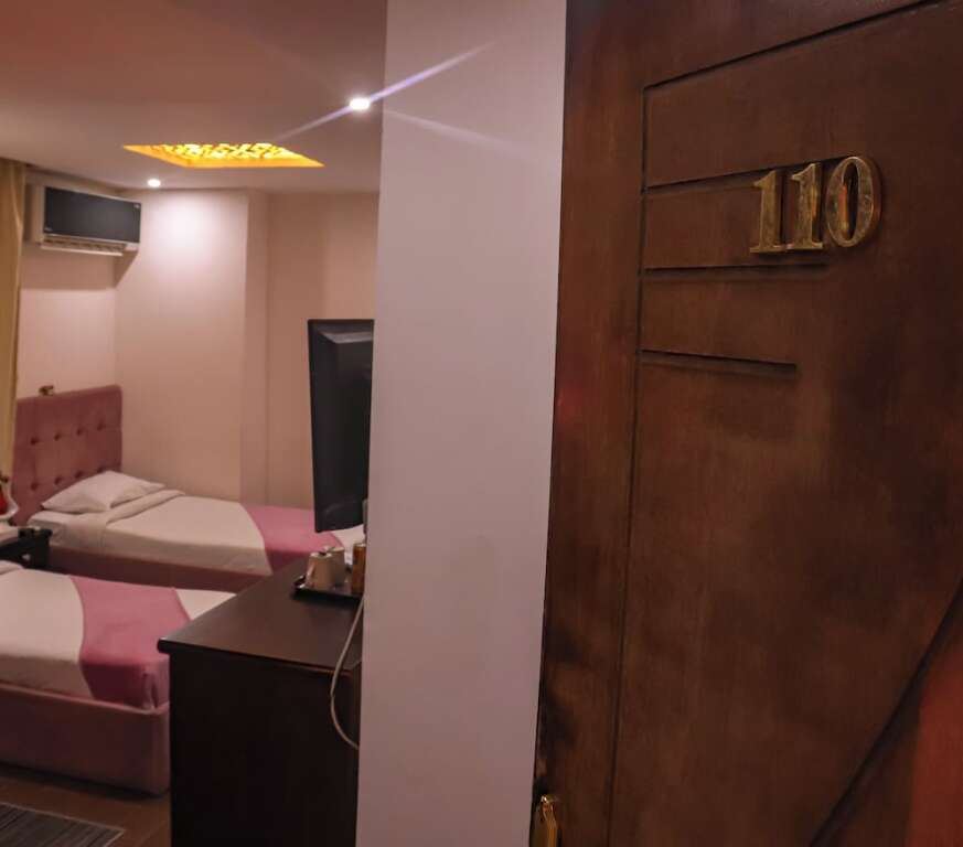 Гиза: Golden Pyramids Inn