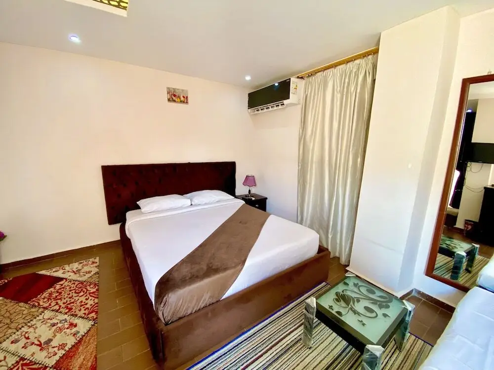Гиза: Golden Pyramids Inn