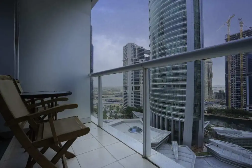 Homely Studio in JLT With Amazing Views of Dubai Marina — фото 1