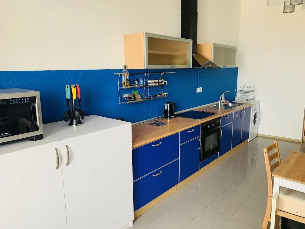 Баку: Sea View Apartment With Terrace