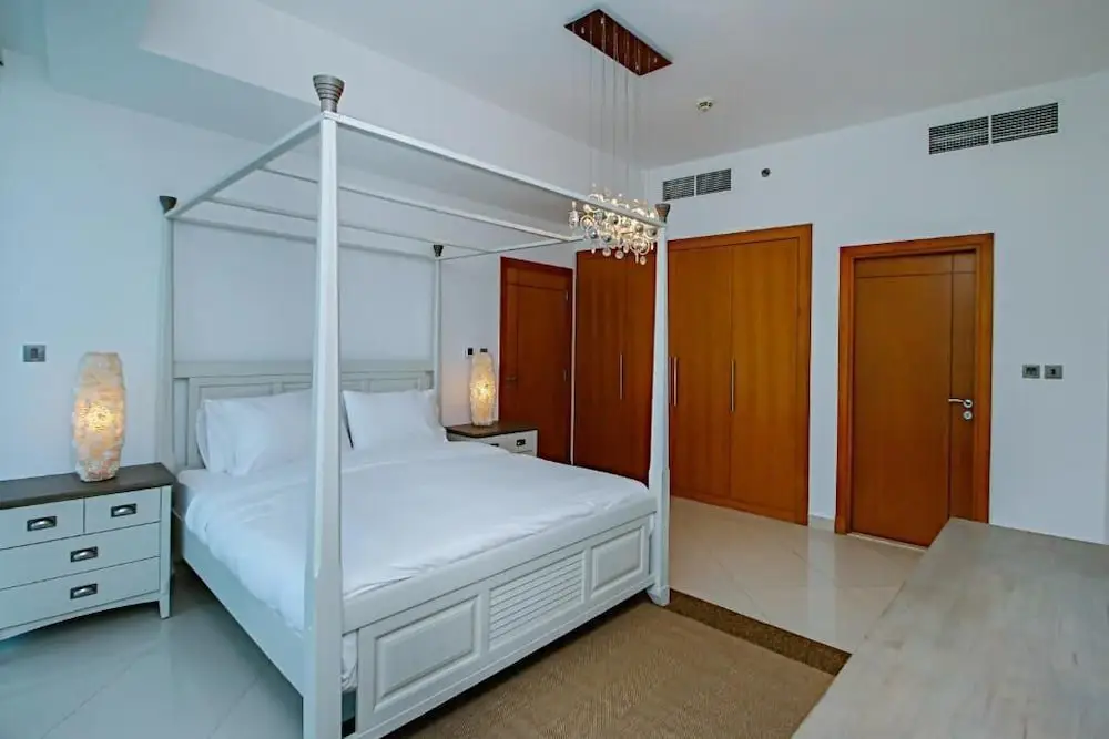 Дубай: R&H Trident Grand Residences