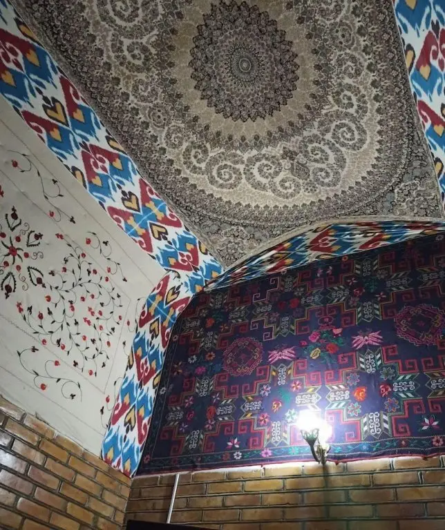Отель «Мехтар Амбар» — караван-сарай XIX в. — фото 1