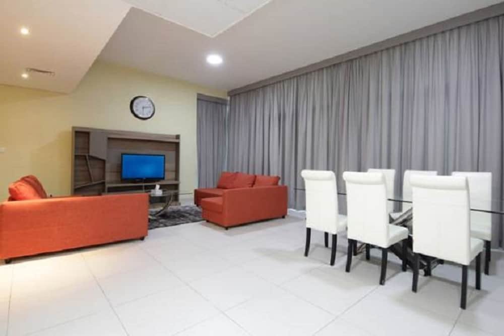 Дубай: Town House In Dubai Marina Walk