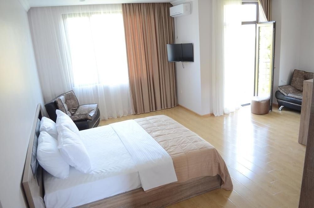 Батуми: Hotel Skyline Batumi