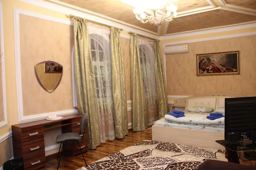 Ташкент: Chinara Guest House