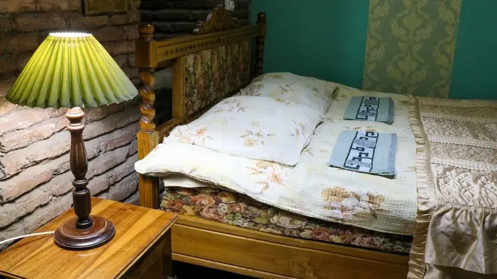 Тбилиси: Leon Rooms