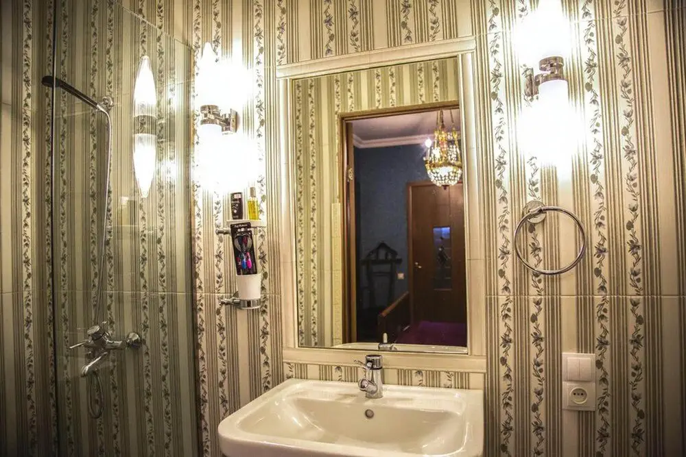 Тбилиси: Stay in a Wonderfully Designed Villa in the Center of Tbilisi Old Town