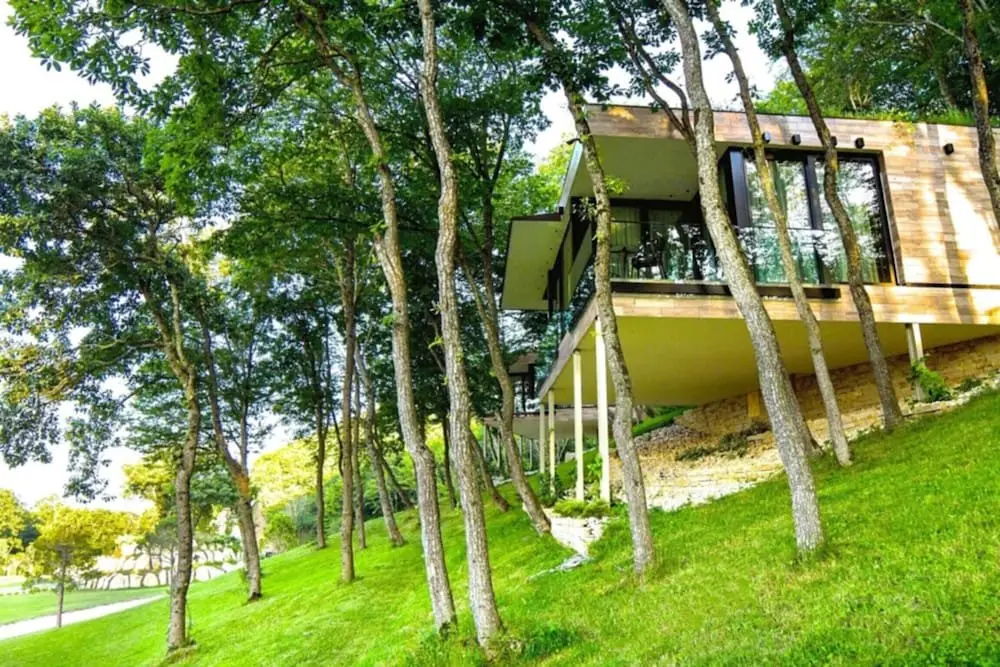 Тбилиси: Enjoy the Exquisite Amenities Offered Here