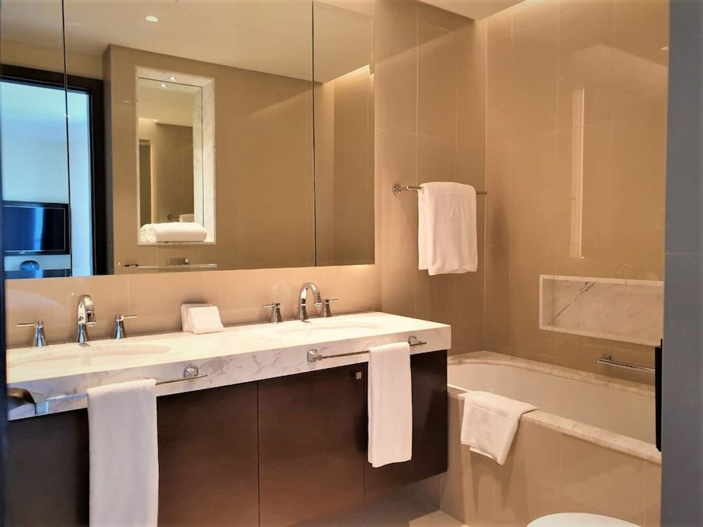 Дубай: Luxury Stay at the Fountains - Dubai