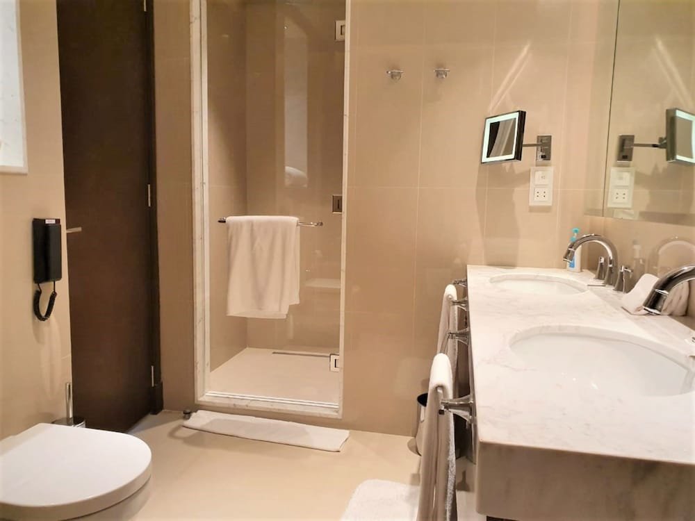 Дубай: Luxury Stay at the Fountains - Dubai