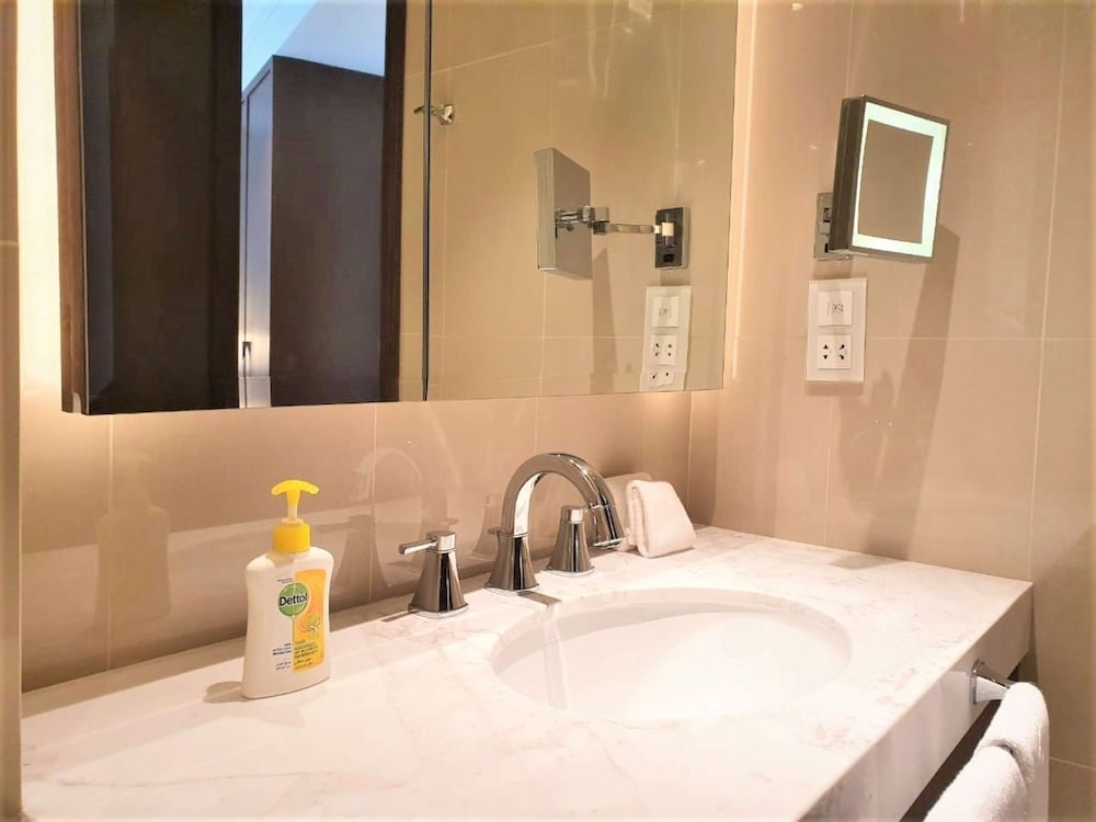 Дубай: Luxury Stay at the Fountains - Dubai