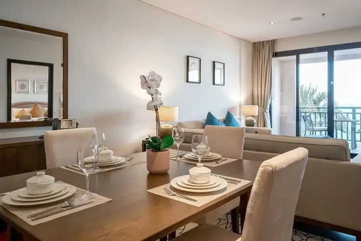Дубай: HiGuests Vacation Homes Royal Amwaj