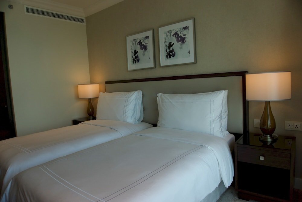 Дубай: Ultimate Luxury & Views at the Fountains Dubai