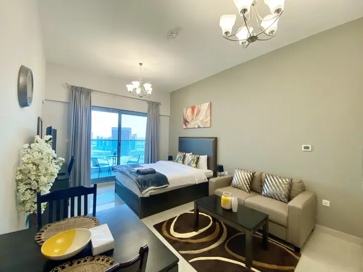 Дубай: Апартаменты Studio | Burj khalifa & Lake view | Business Bay