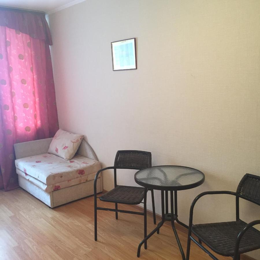 Томск: Apartments on Sovetskaya, 69
