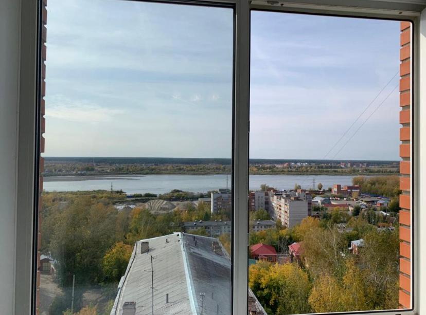 Томск: Апартаменты люкс. Савиных 4а