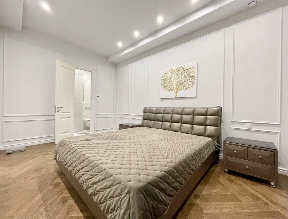 Минск: Апартаменты 4-комнатные HomeApart Свердлова, 26