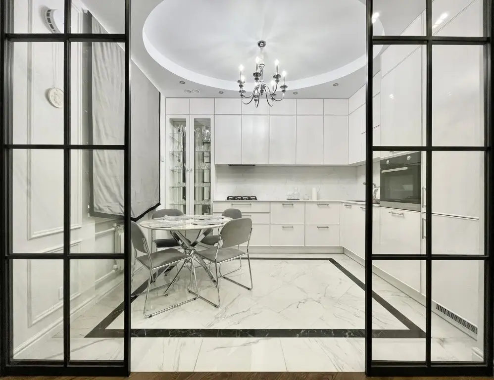 Минск: Апартаменты 4-комнатные HomeApart Свердлова, 26