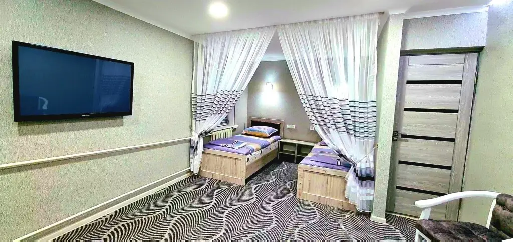 Фергана: Гостевой дом Status House