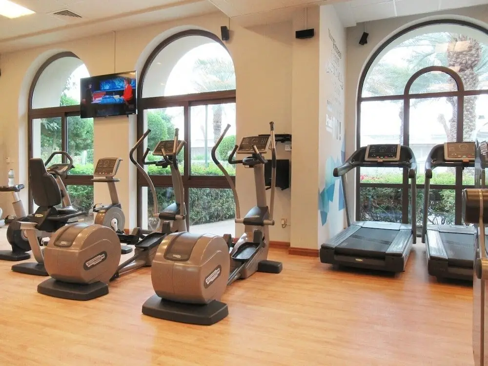 Дубай: Luxury 2BR Apt Beach Club Full Sea View