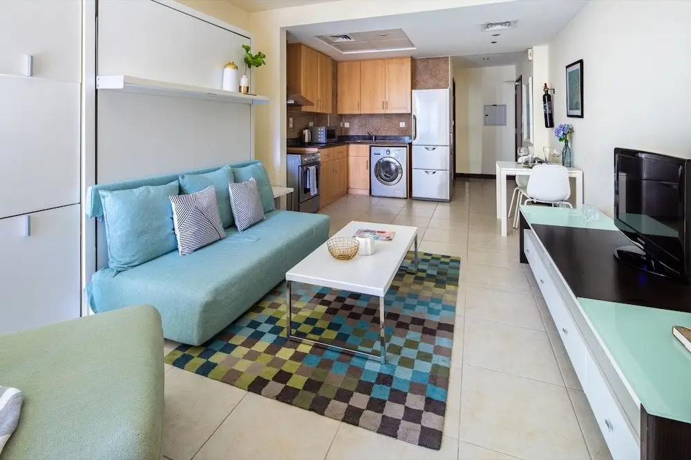 Дубай: Spacious + Modern Studio in JLT - Sleeps 3