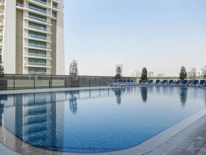Дубай: Premier Studio in Sports City w/ Golf Course View!