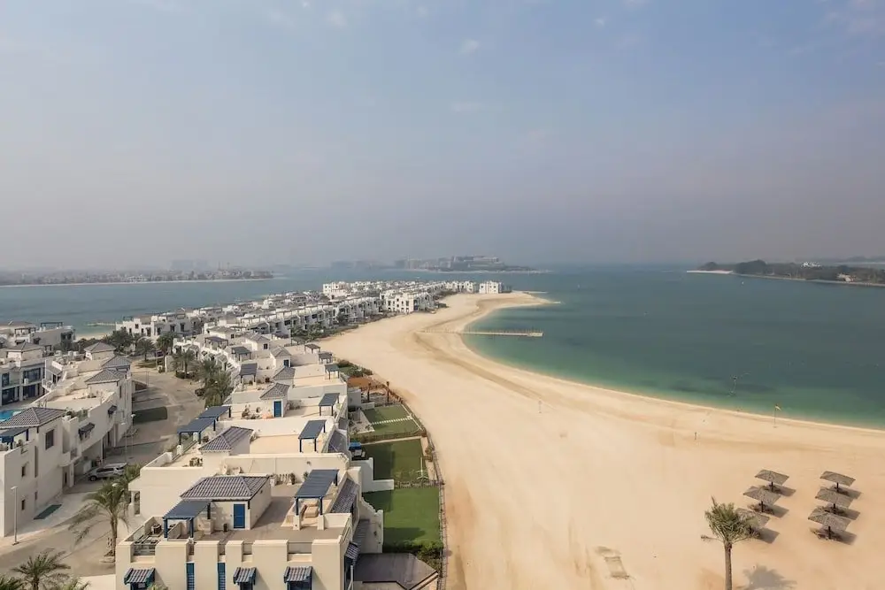 Дубай: Sleek And Elegant 1BR on The Palm!