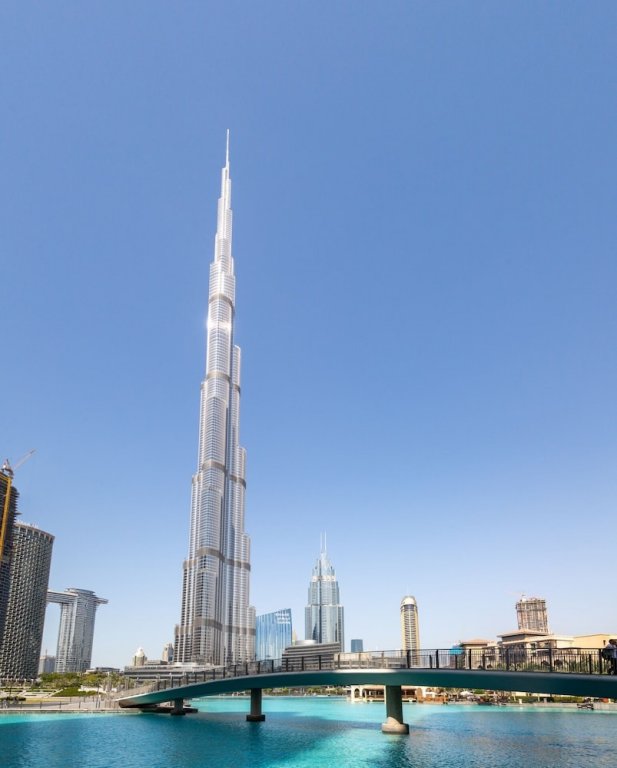 Дубай: Spectacular 2BR in Beautiful Burj Vista!