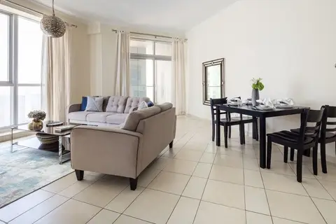 Stylish & Spacious 2BR In Dubai Marina — фото 1